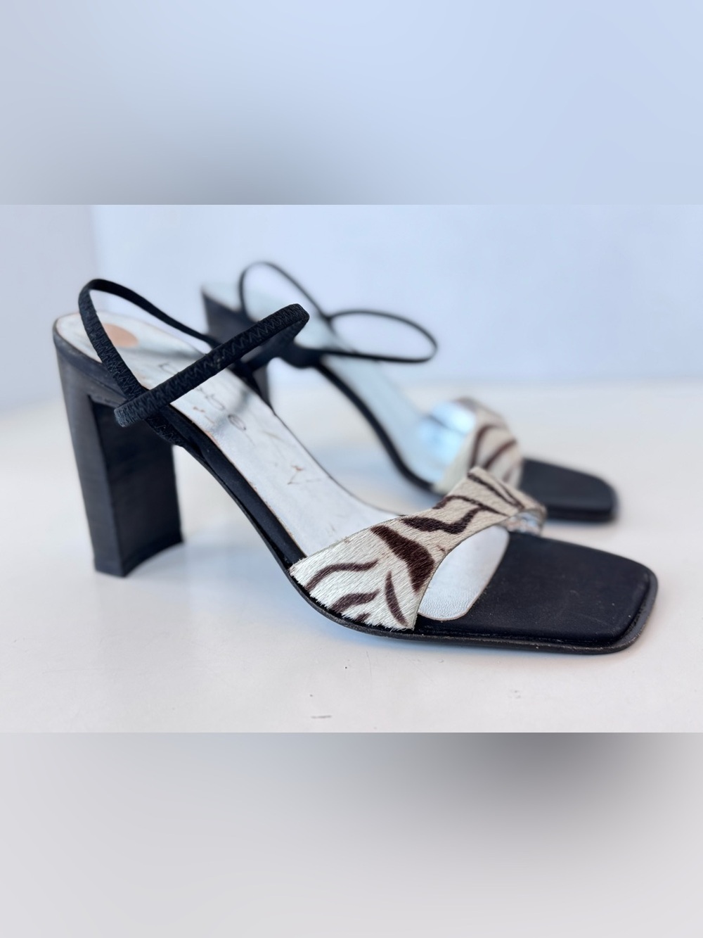 Vintage 90s Y2K BEBE Zebra Print Cow Hair Strappy Heel Sandals Size 6.5 *Flaws